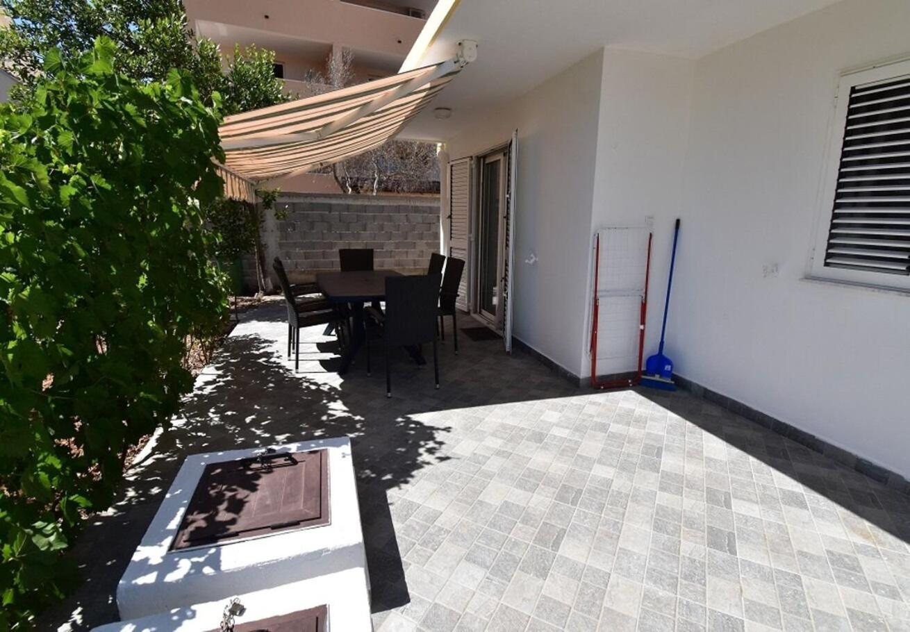 Holiday Home Branka - 80 M From Beach Vir Dış mekan fotoğraf