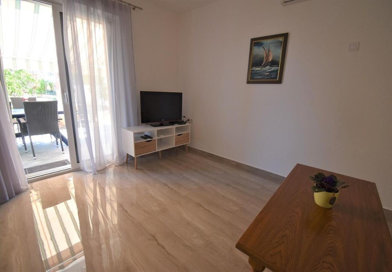 Holiday Home Branka - 80 M From Beach Vir Dış mekan fotoğraf